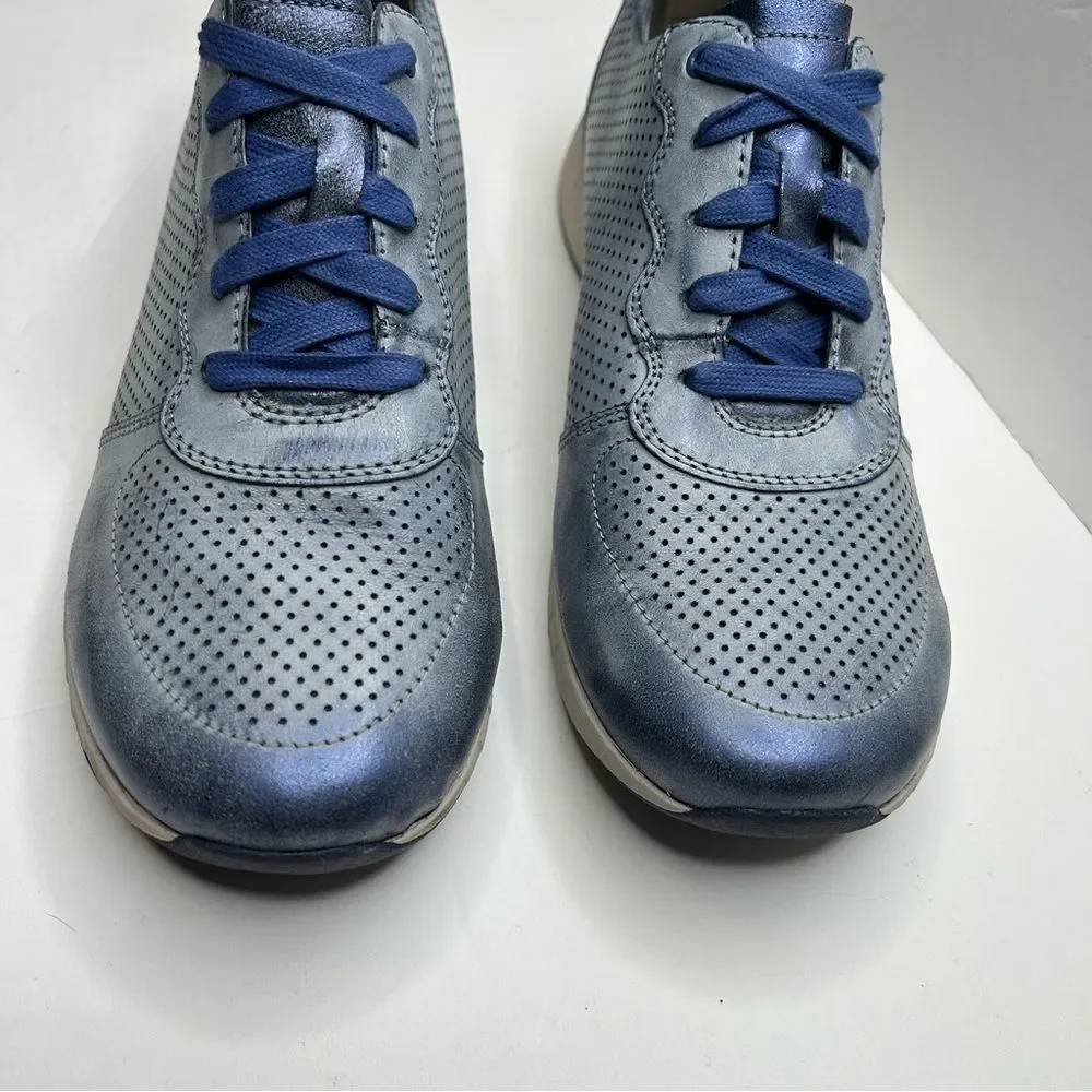 Dansko Blue leather Low-Top Sneakers shoes 38 Perforated Design
